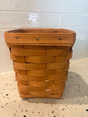 Longaberger 1993 Hand Woven With Plastic Liner Vintage Small Accent Basket